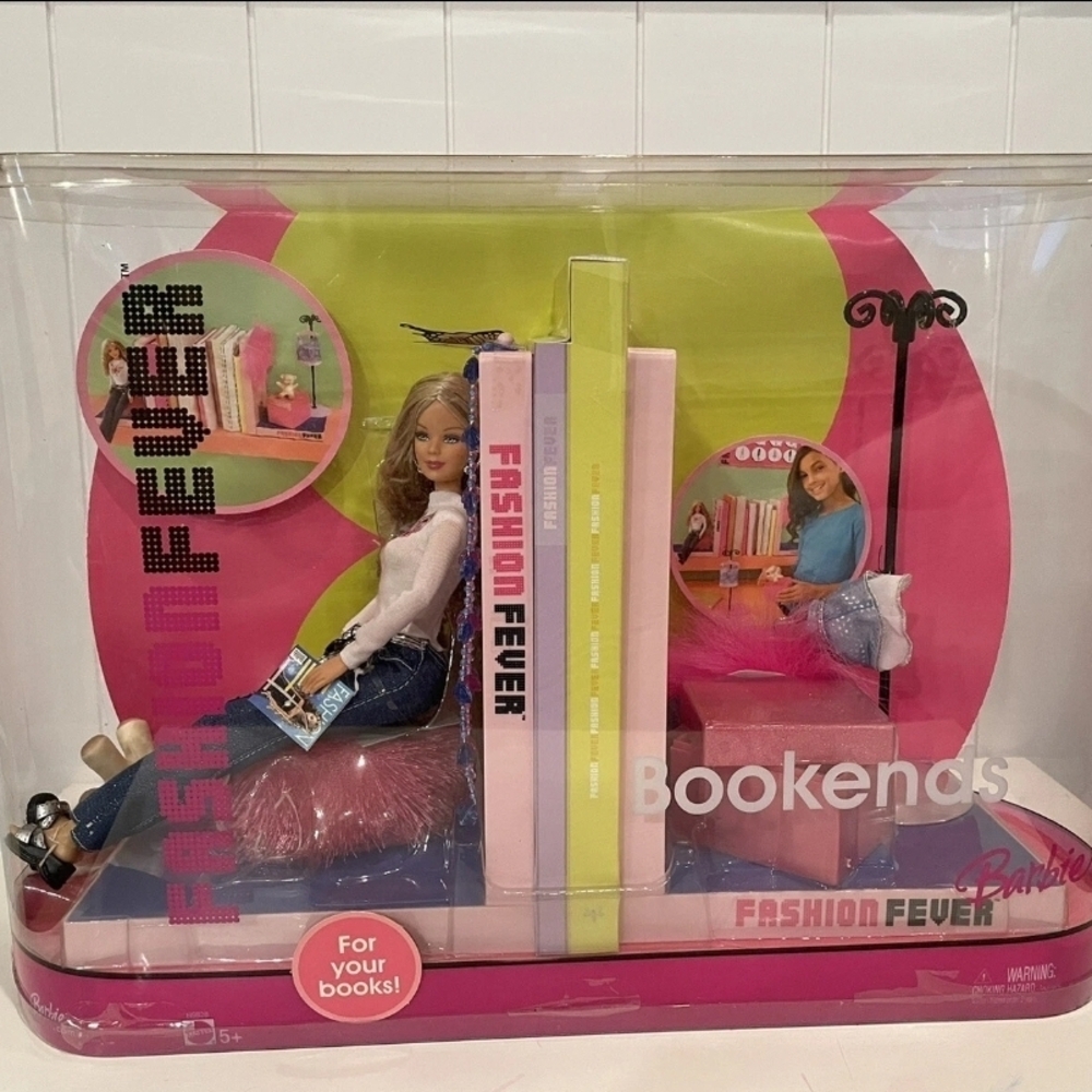 Barbie Fashion Fever Bookends with Pink and Green Accents. Rare.